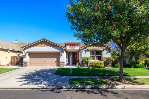 251 Fay Court, Oakdale, CA, 95361 | Card Image