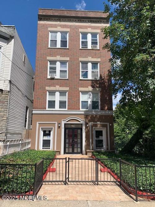 35-40 Booraem Ave, Jersey City, NJ, 07307-1813 | Card Image