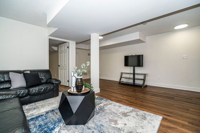 12 Hickman Rd, House attached with 4 bedrooms, 4 bathrooms and 2 parking in Ajax ON | Image 32