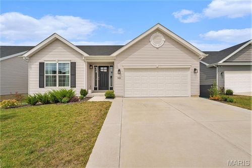 765 Creek View Dr, Fenton, MO, 63026-5132 | Card Image