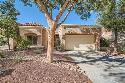 9140 Gemstone Drive, Townhouse with 2 bedrooms, 2 bathrooms and null parking in Las Vegas NV | Image 2