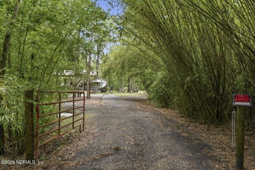 45059 Taylor Rd, CALLAHAN, FL, 32011-3640 | Card Image