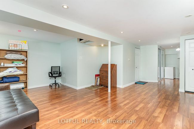 134 Royal Salisbury Way, House attached with 3 bedrooms, 2 bathrooms and 2 parking in Brampton ON | Image 22