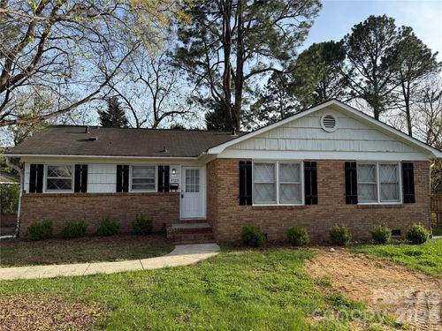 4723 Westcrest Dr, Charlotte, NC, 28208-1635 | Card Image
