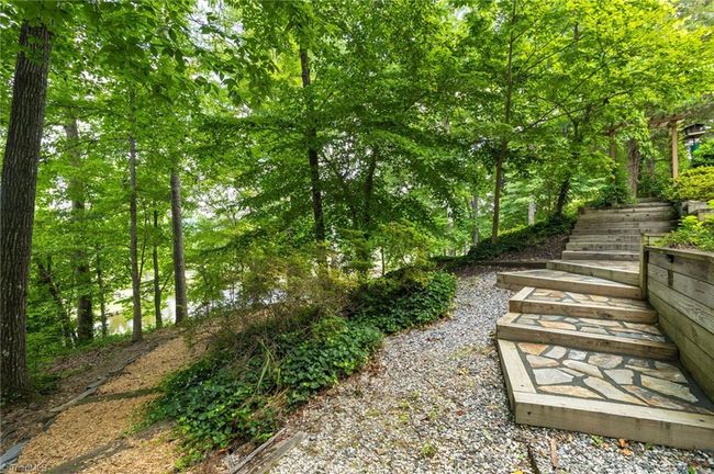 201 Cascade Dr, House other with 4 bedrooms, 5 bathrooms and null parking in High Point NC | Image 37