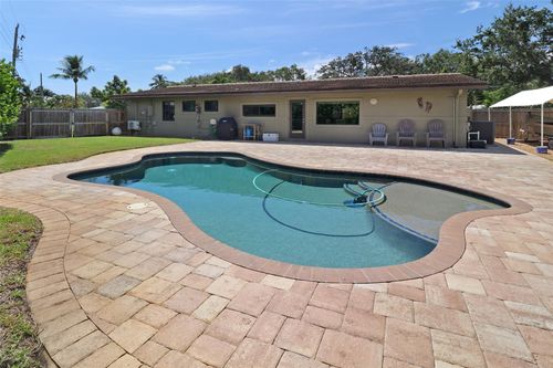 2141 Ne 49th St, Lighthouse Point, FL, 33064-7804 | Card Image