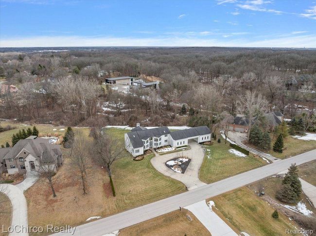 924 Knob Creek Dr, House other with 4 bedrooms, 4 bathrooms and null parking in Oakland Twp MI | Image 42