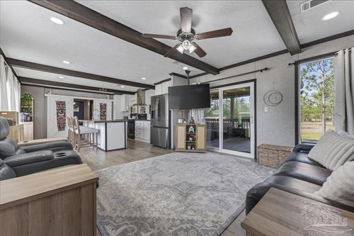 4669 Thoroughbred Dr, Milton, FL, 32583-9385 | Card Image