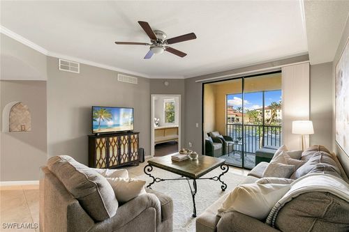 apt-204-12990 Positano Cir, NAPLES, FL, 34105-4914 | Card Image