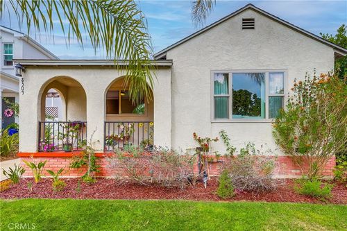 8309 Regis Way, Los Angeles, CA, 90045-2618 | Card Image