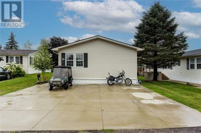 6512 12 Th Line, House other with 3 bedrooms, 2 bathrooms and 3 parking in Clifford ON | Image 2