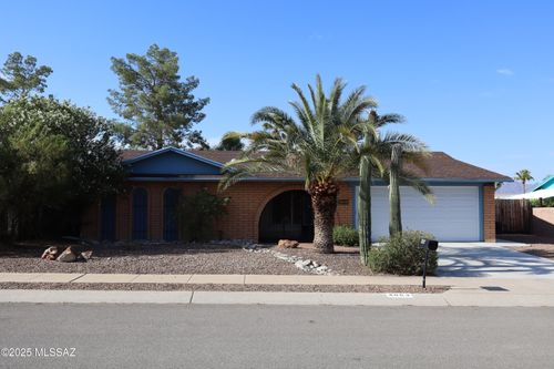 4063 W Tobira St, Tucson, AZ, 85741-1035 | Card Image