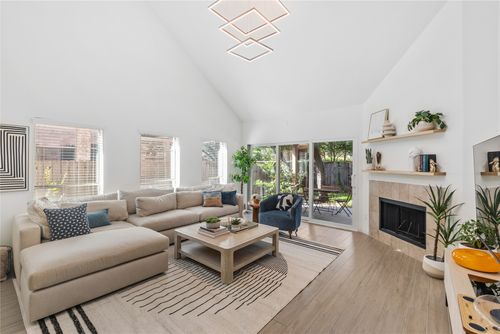 3831 Sapphire Loop, Round Rock, TX, 78681-2428 | Card Image