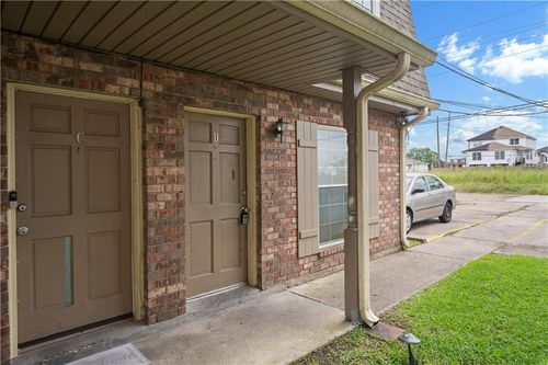 d-50 Brandon Hall Dr, Destrehan, LA, 70047-3244 | Card Image