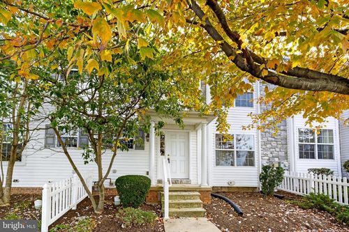 802 Wallingford Rd, LITITZ, PA, 17543-8258 | Card Image