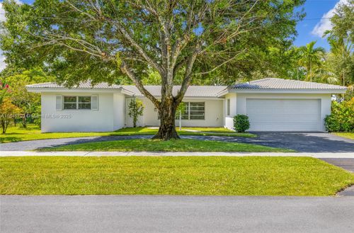 5520 Sw 5th St, Plantation, FL, 33317-3528 | Card Image