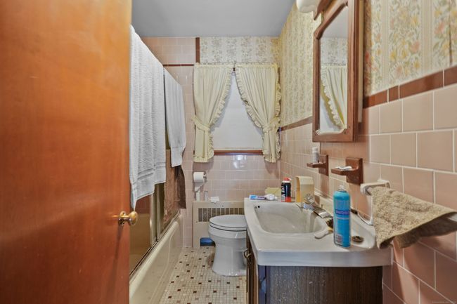 82 Pendleton Hill Rd, House other with 4 bedrooms, 2 bathrooms and null parking in Voluntown CT | Image 9