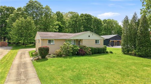 275 S Crescent Dr, Hermitage, PA, 16148-4107 | Card Image