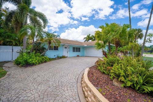 2901 Nw 10th Ave, Wilton Manors, FL, 33311-2203 | Card Image
