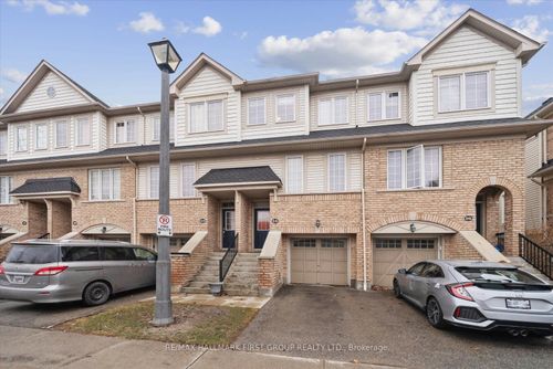 14 Oakins Lane, Ajax, ON, L1T0H2 | Card Image