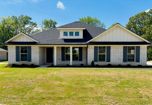 101 Red Bird Cove, Senatobia, MS, 38668 | Card Image
