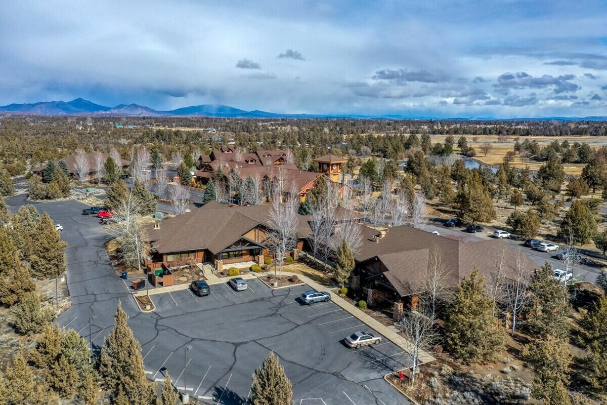 Commercial Lease in Redmond 3