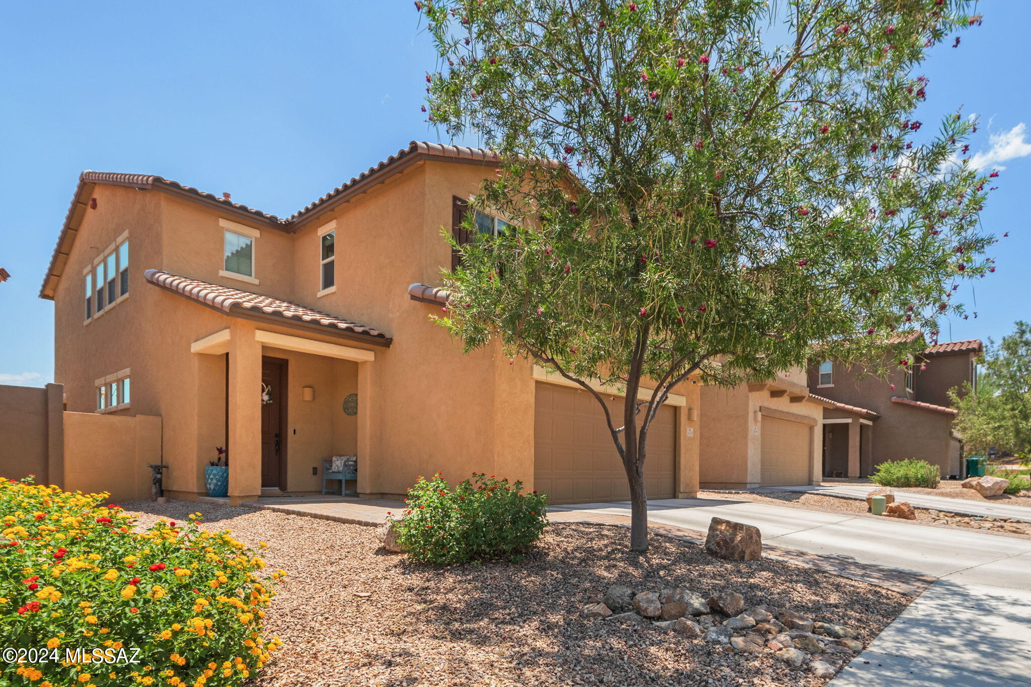 Camino Casal , Sahuarita, AZ 85629