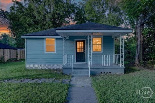 1329 E 33rd St, Savannah, GA, 31404-2817 | Card Image
