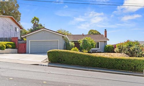 767 Marlesta Rd, Pinole, CA, 94564-2606 | Card Image