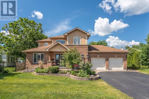 4 Carbery Dr, Stittsville, ON, K2S1E3 | Card Image