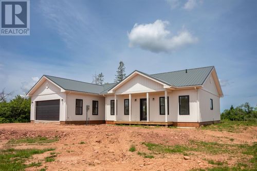 1003 48 Rd, Lake Verde, PE, C1B3K7 | Card Image