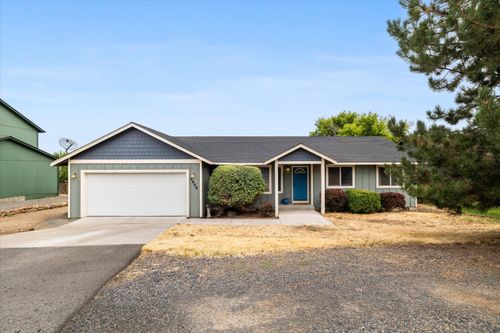 1405 Majestic Rock Dr, Terrebonne, OR, 97760-9530 | Card Image