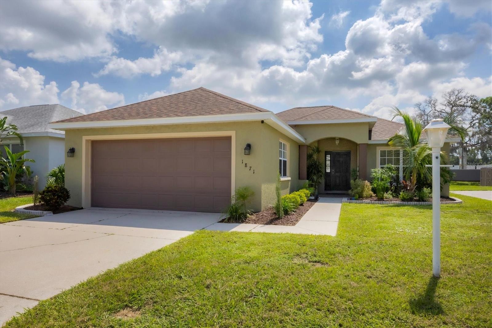 Summer Walk Cir, Sarasota, FL 34232