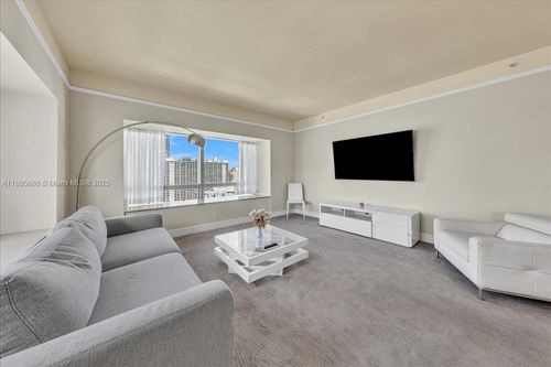 3112-1435 Brickell Ave, Miami, FL, 33131-3407 | Card Image