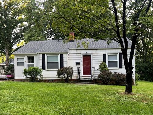 2803 Robin Hood Dr, Greensboro, NC, 27408-3312 | Card Image
