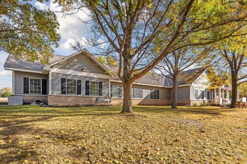 7600 Victoria Dr, Victoria, MN, 55386-9792 | Card Image