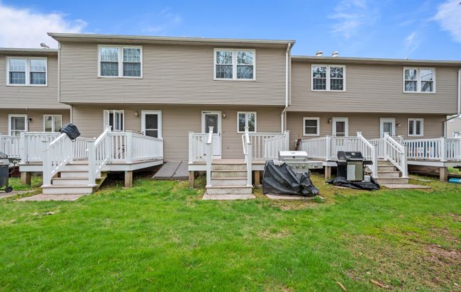 4 - 6 Countryside Ln, Condo with 2 bedrooms, 2 bathrooms and 1 parking in Middletown CT | Image 25