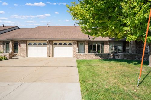 527 1st Ave Se, Stewartville, MN, 55976-1303 | Card Image