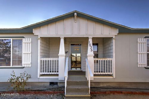 1535 Lincoln Cir, Silver Springs, NV, 89429-7358 | Card Image