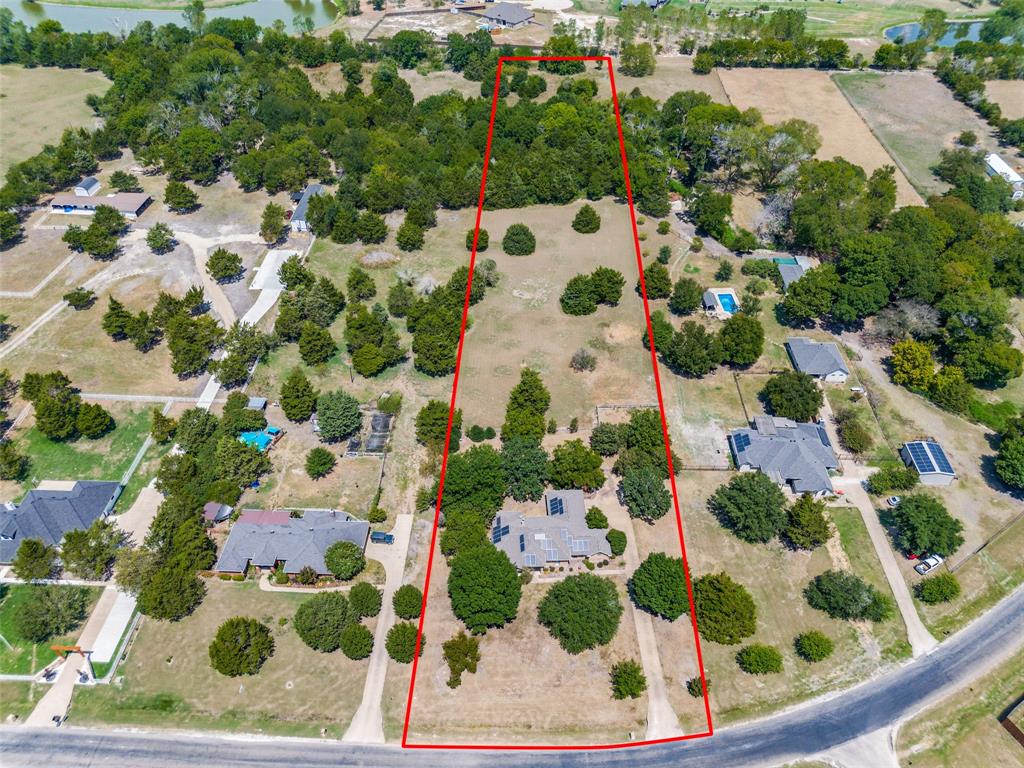 Becky Ln, Waxahachie, TX 75165