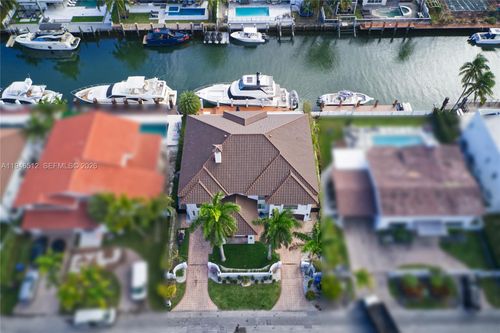 3368 Ne 169th St, North Miami Beach, FL, 33160-3068 | Card Image