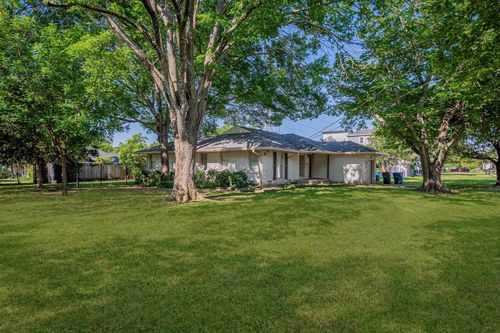 3946 Cortez Dr, Dallas, TX, 75220-5015 | Card Image