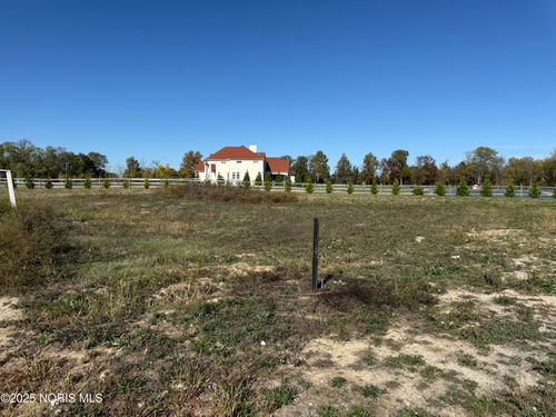 5528 Olive Tree Lane, Monclova, OH, 43542 | Card Image