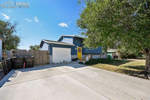 570 Calle Entrada, Fountain, CO, 80817-1608 | Card Image