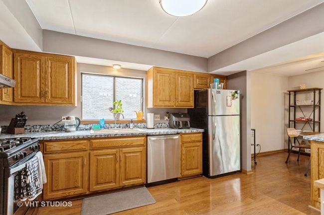 APT-2S - 16807 81 St Ave, Condo with 2 bedrooms, 2 bathrooms and 2 parking in Tinley Park IL | Image 5