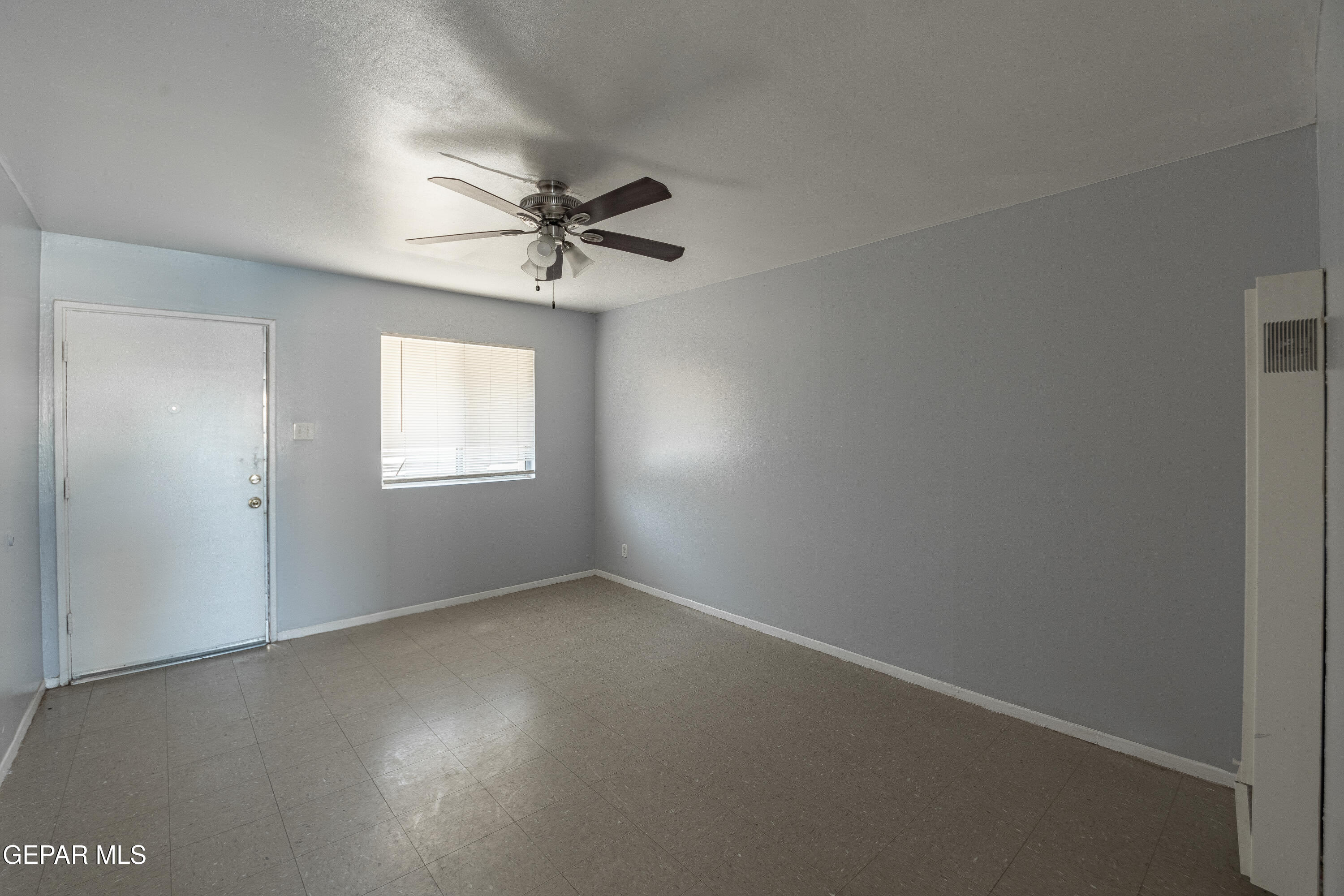 Commercial Sale in El Paso 3