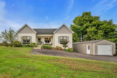 1427 Ridge Rd, Dickson, TN, 37055-5710 | Card Image