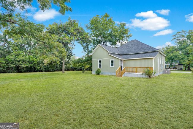 245 N Terrell St, House other with 3 bedrooms, 2 bathrooms and null parking in Metter GA | Image 32