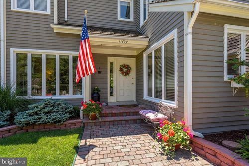 11627 Chapel Cross Way, RESTON, VA, 20194-1243 | Card Image