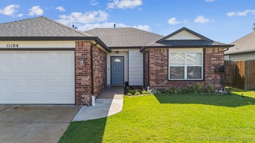 11104 N 144th East Ave, Owasso, OK, 74055-2679 | Card Image